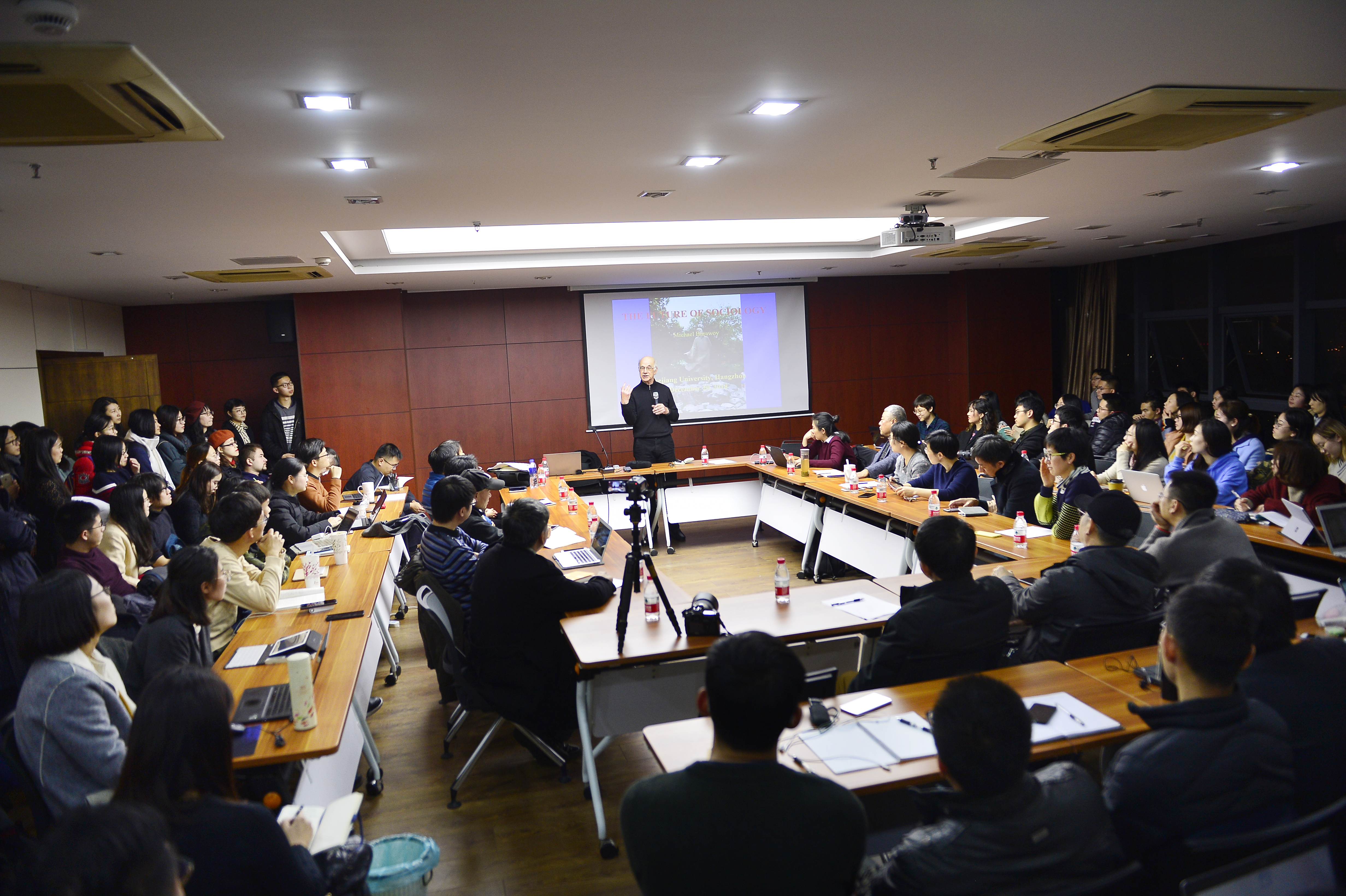 布洛维1.jpg