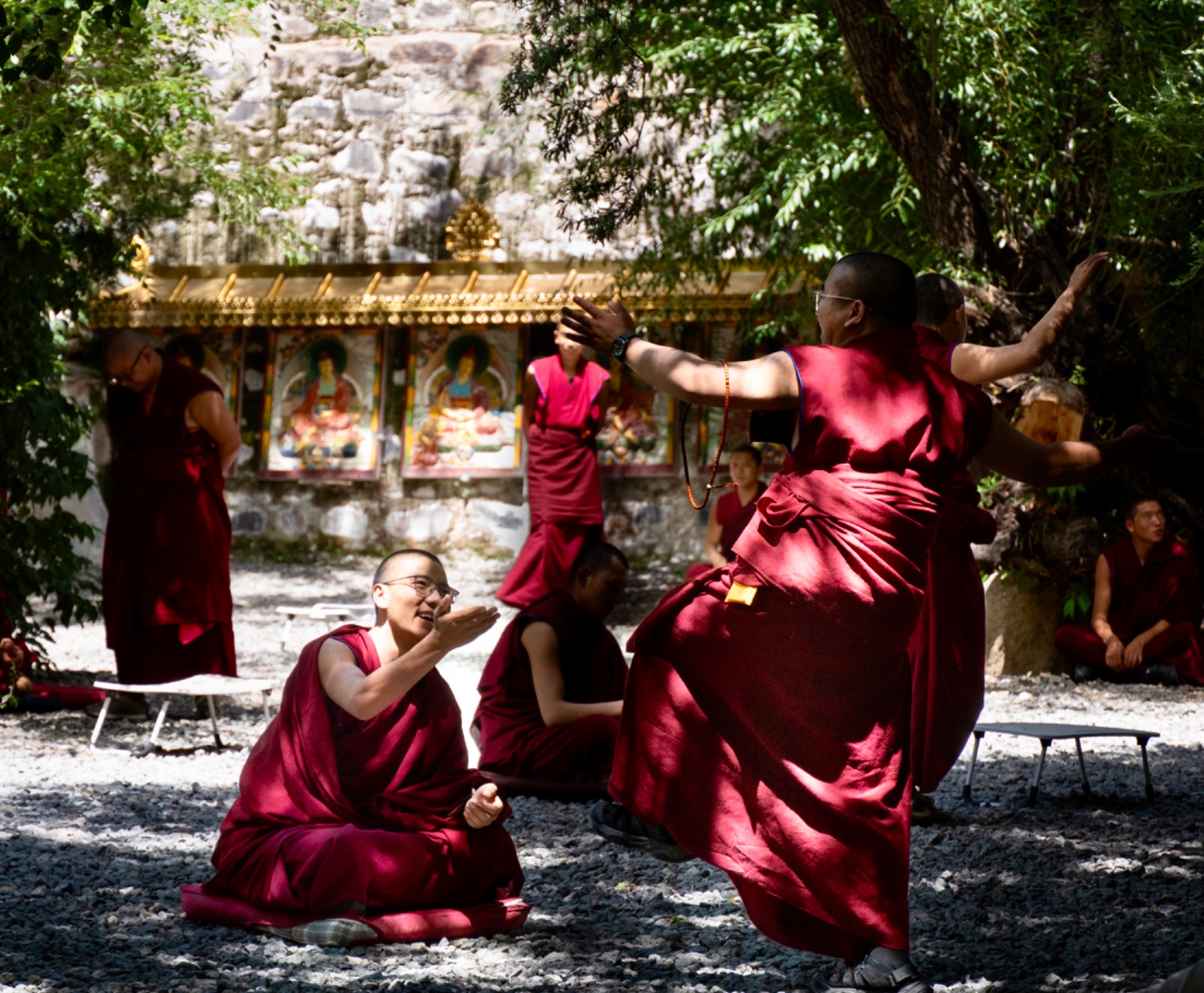 1763947082752152.jpg 佳作奖-辩经-张钰莹.jpg