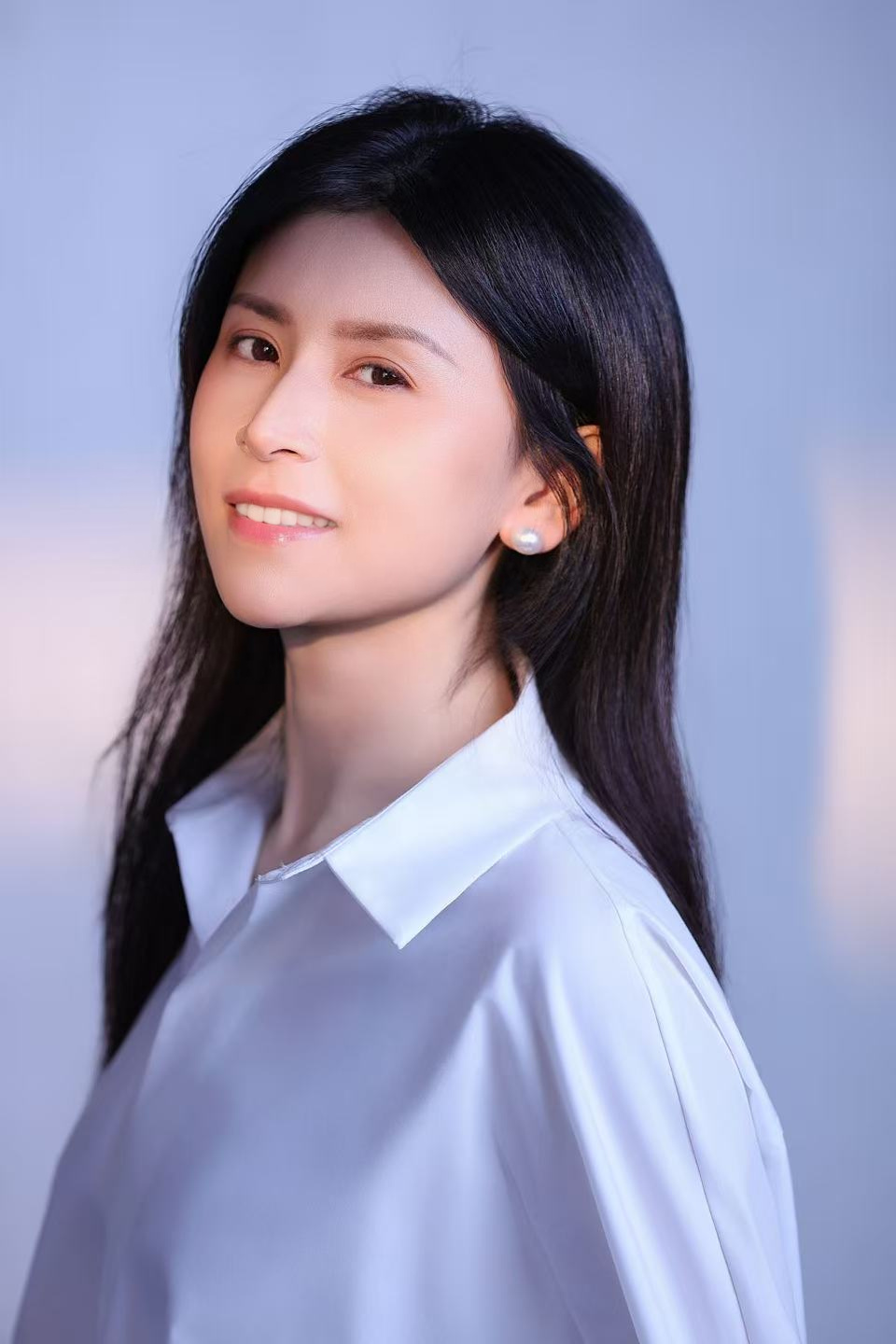 冷玲莉.jpg